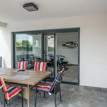 Ferienhaus Stunning In With Kitchen Labin (Istria)