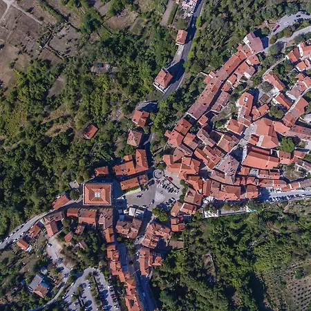 Stunning In With Kitchen Labin (Istria)